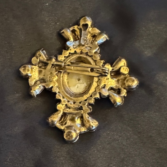 Pearl Cross Brooch with Multicolor Rhinestones, Baroque Statement Pin - Picture 4 of 5